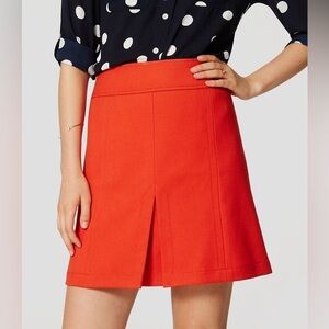 Ann Taylor Loft Front Pleat Heavy Ponte Skirt, Size 6P, MSRP $89